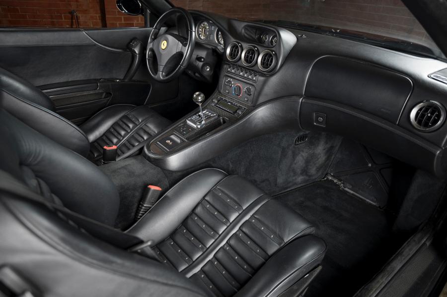 Интерьер Ferrari 550 Maranello 2000 года  (фото 50 из 112)
